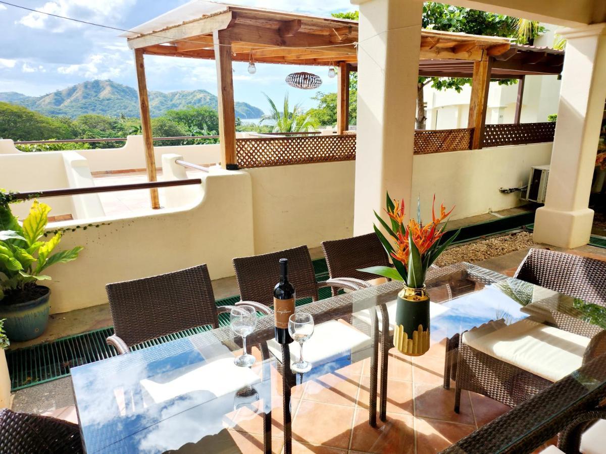 Amazing Oceanview Rooftop Terrace Walk To Beach Коко Екстериор снимка